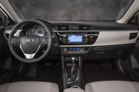 Cận cảnh xe Corolla thế hệ mới - 12 Nút bấm khởi động xe - một trang bị mang tính thời đại của xe Corolla thế hệ mới